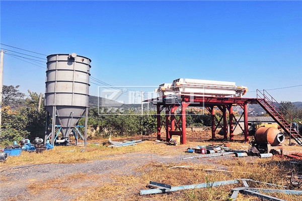 構(gòu)建零排放洗沙生產(chǎn)線，污泥壓濾設(shè)備建設(shè)得投入多少錢？