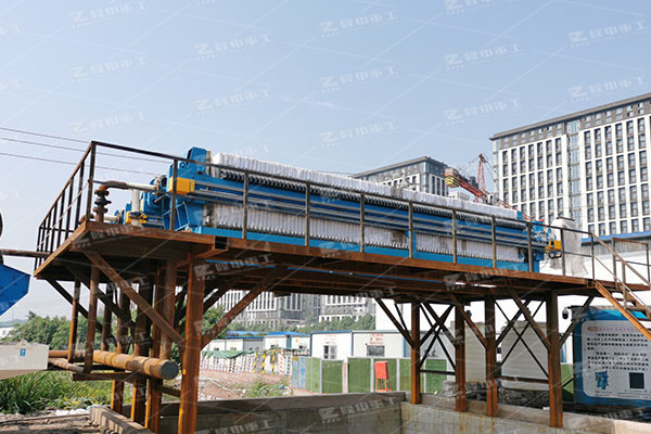 板框污泥壓濾機停止工作時有哪些預(yù)防措施？